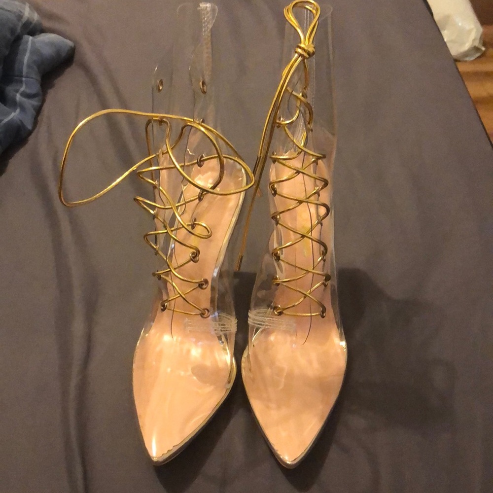 Fashion nova heels